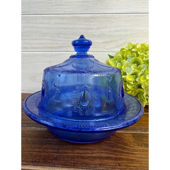 Vintage Pressed Cobalt Glass Butter Dish / Cheese Dome - Picture 2 of 7